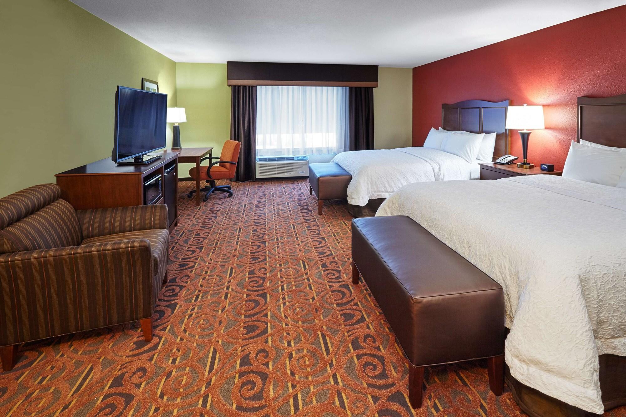 Hampton Inn & Suites Milwaukee/Franklin Franklin  Exterior photo